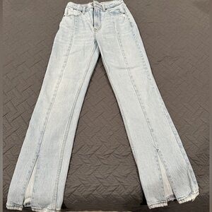 Abercrombie & Fitch The ‘90s Straight Ultra High Rise